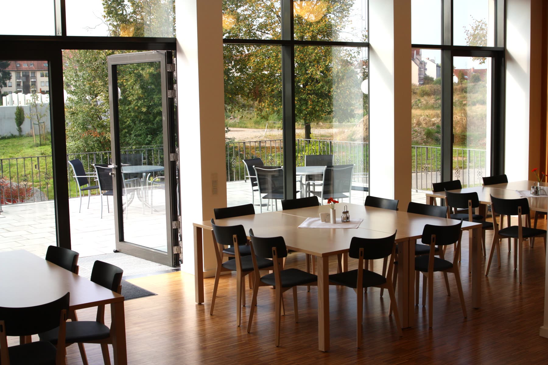 Speisesaal mit Terrasse