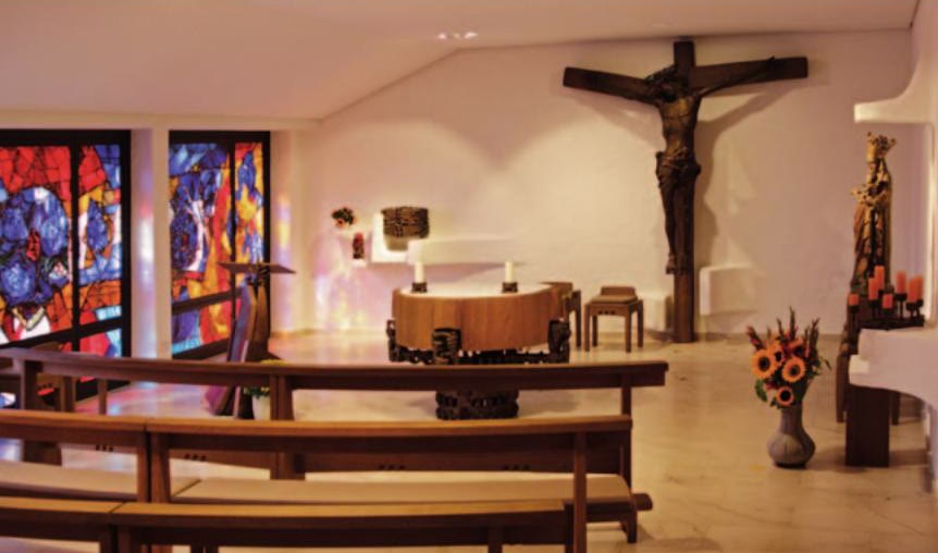 Nardini-Kapelle mit den Glasfenstern von Valentin Feuerstein